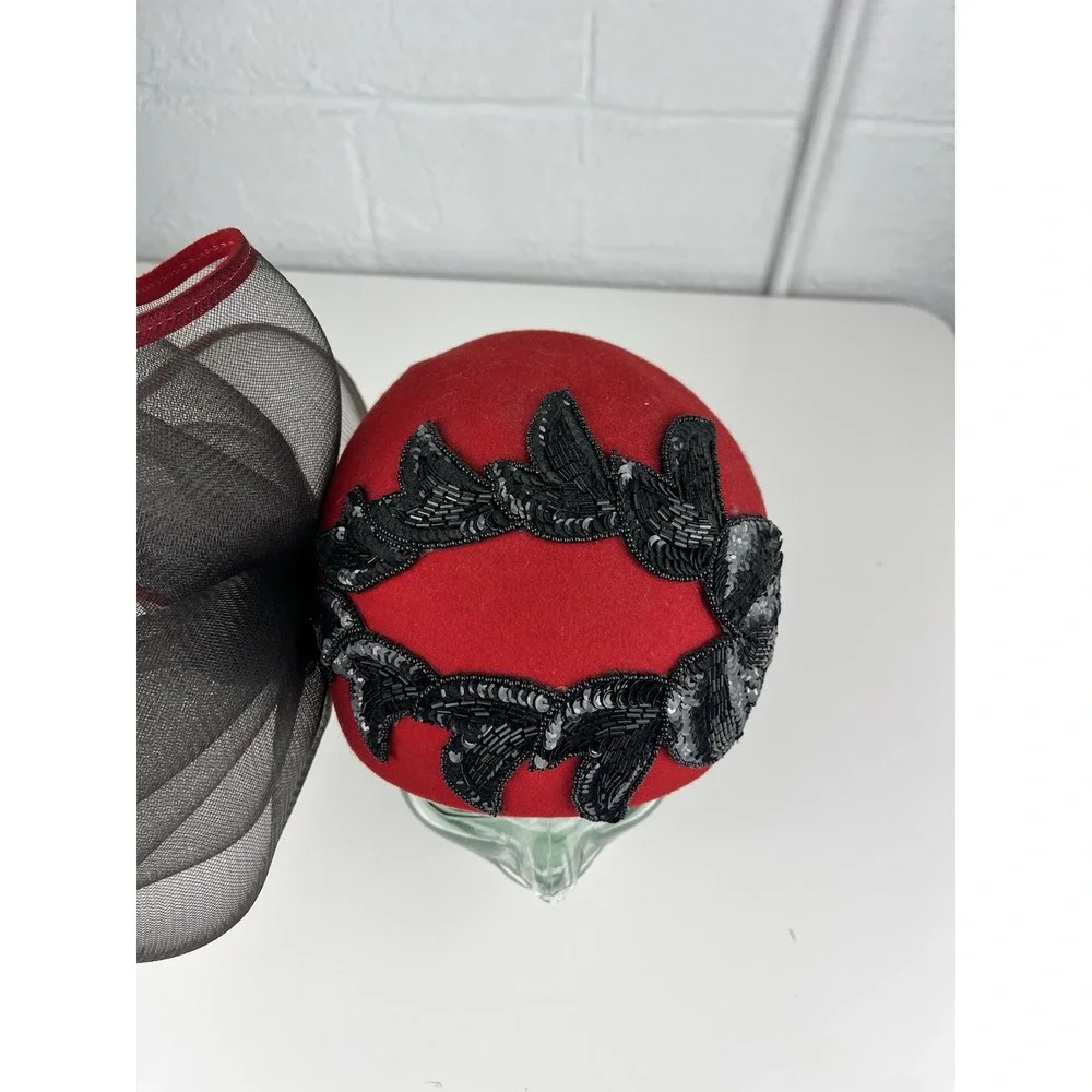 VINTAGE Red Black Fascinator Cocktail Hat Sequin Beaded Leaves Church Hat Wool